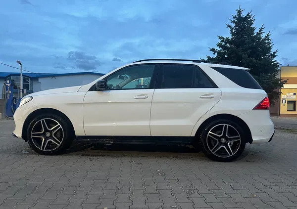 samochody osobowe Mercedes-Benz GLE cena 127500 przebieg: 201000, rok produkcji 2015 z Nysa